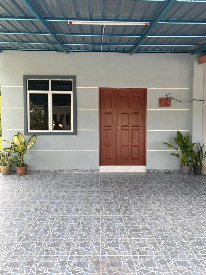 Makndak Roomstay Арау Екстериор снимка